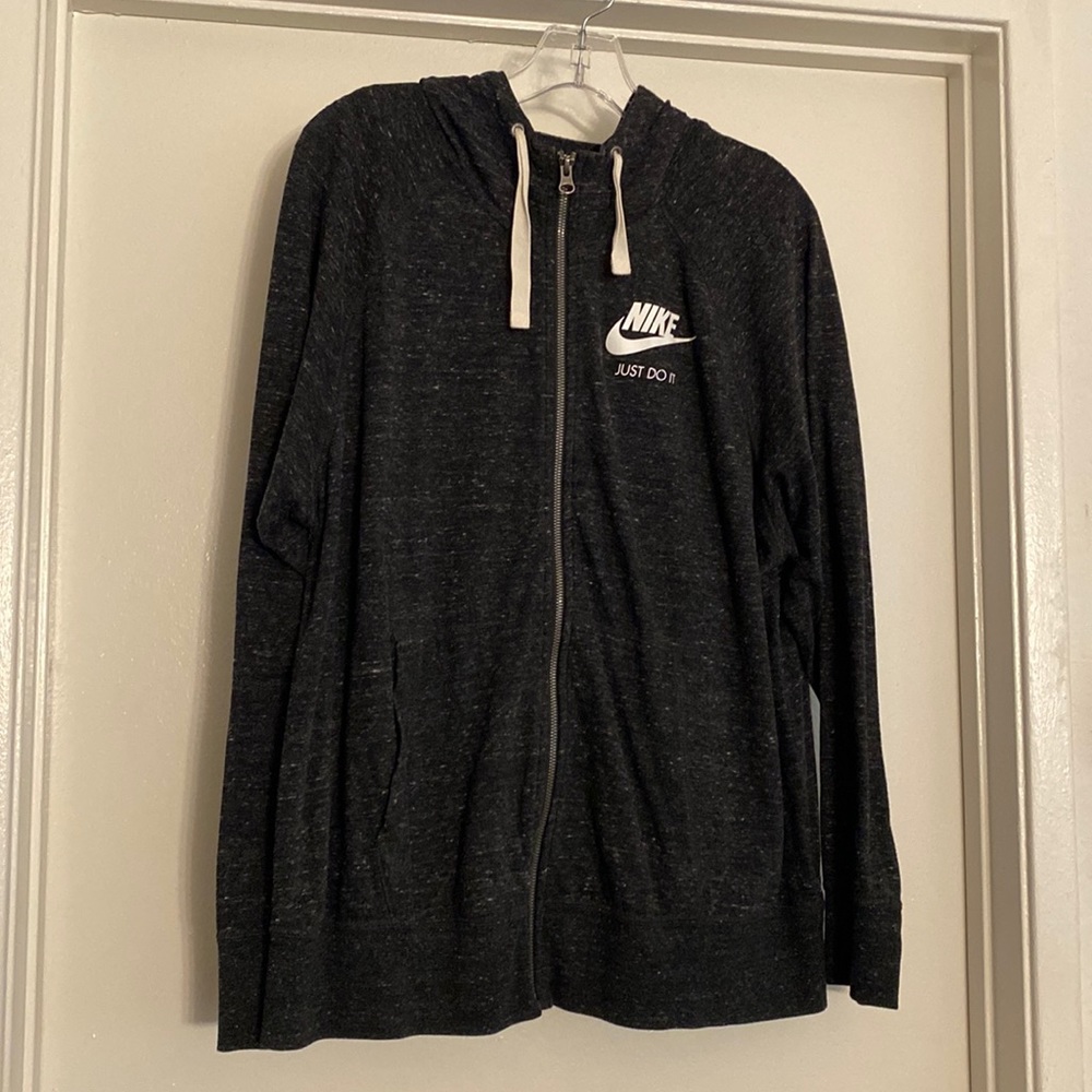 Nike Women’s Plus Light weight hoodie